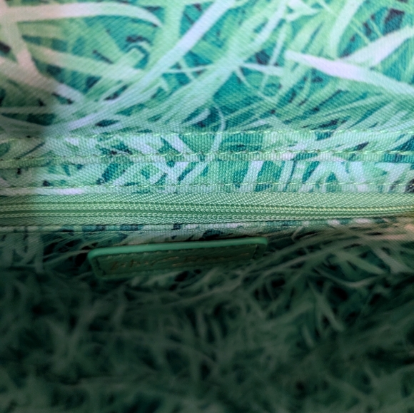 Betsey Johnson On The Hunt Wicker Easter Basket Bag With Bunny - Picture 8 of 8